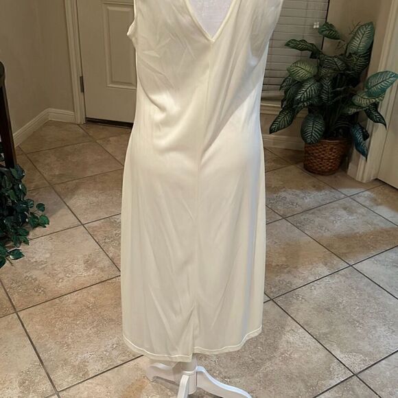 Asos Women's 8 Pleat Side Midi Dress Ivory Cream Modest With Detachable Slip New - Picture 13 of 14